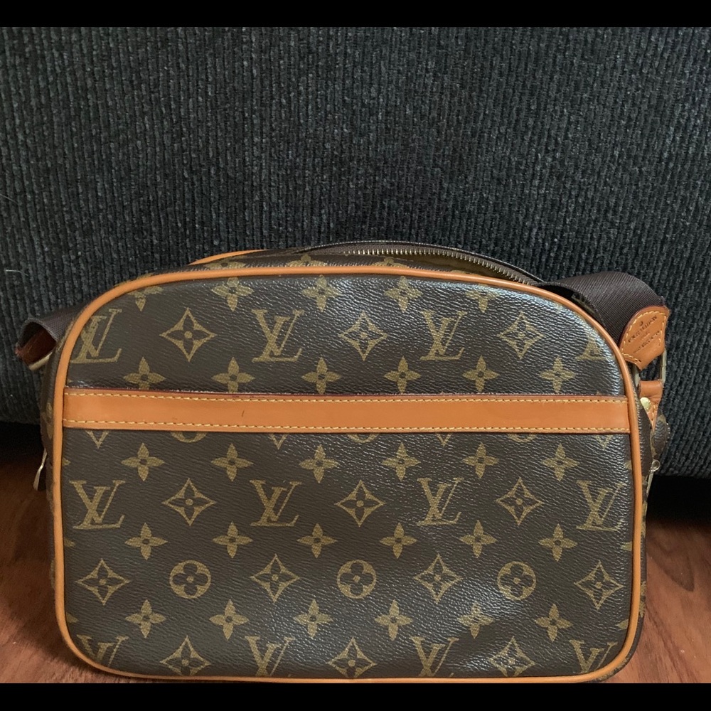 Louis Vuitton Reporter PM